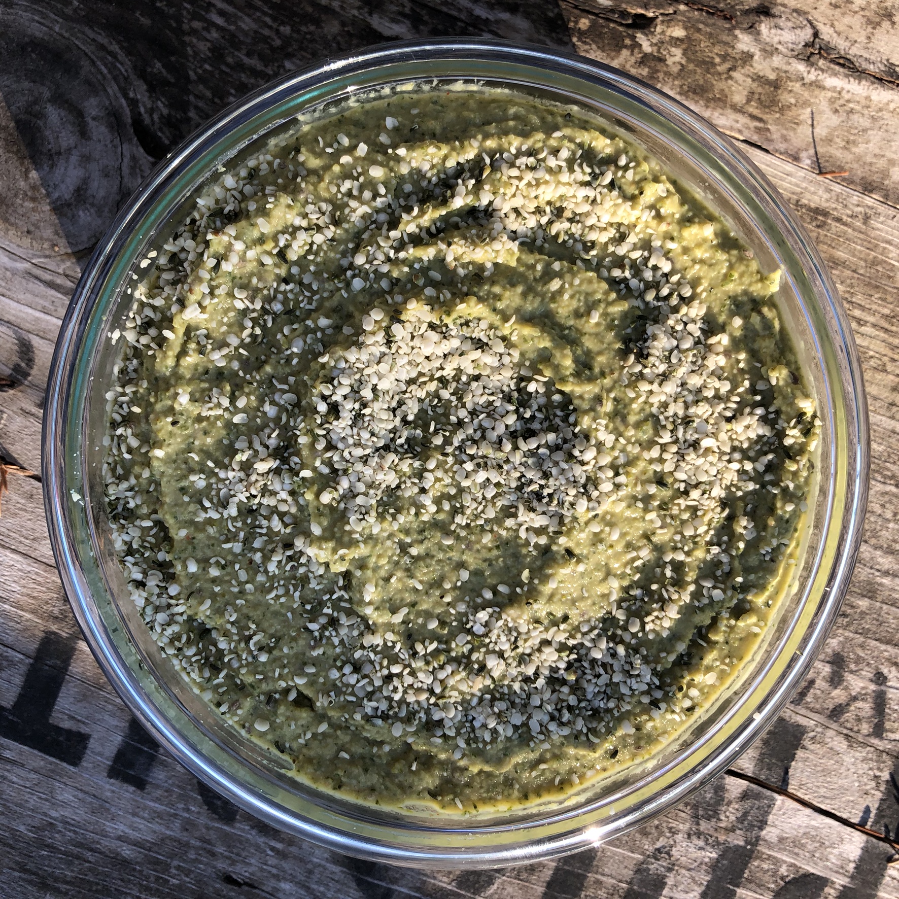 Green Giant Kale & Broccoli Fermented Hummus (Vegan, Paleo Hacked)
